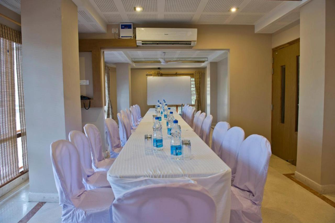 Hotel Rains Inn Guwahati Exterior foto