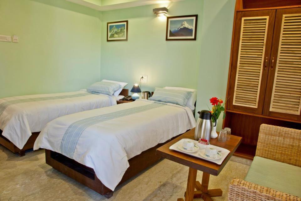Hotel Rains Inn Guwahati Exterior foto